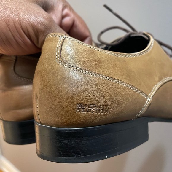 Kenneth Cole Speak Up Lace up dress shoes Tan color Sz 9.5 - Picture 6 of 12